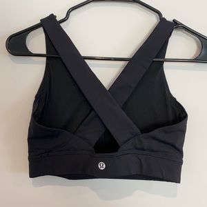 Lululemon sports bra